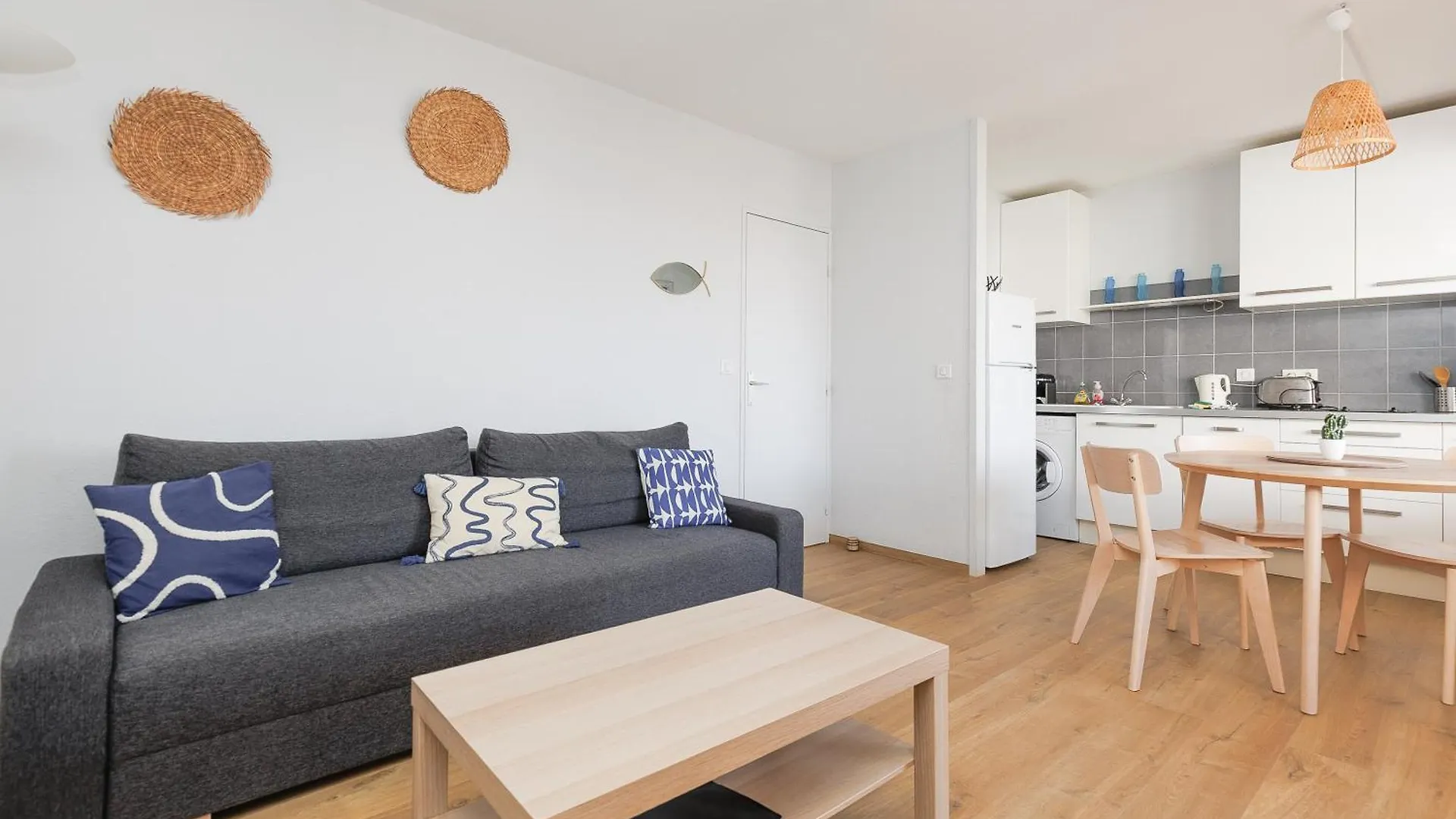 Lerins Appartement Renove Ideal Famille Plages De Juan Les Pins A 200M Tout Confort & Parking Apartment Antibes