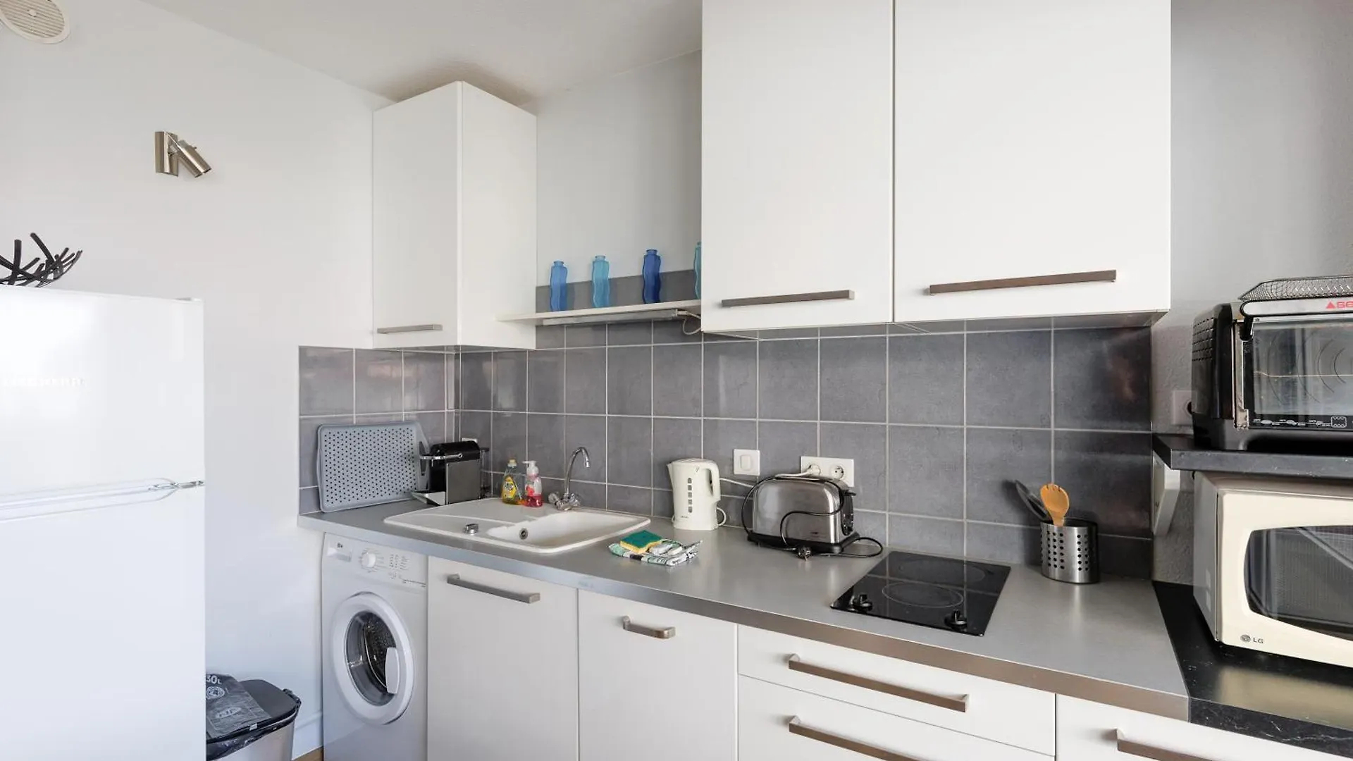Lerins Appartement Renove Ideal Famille Plages De Juan Les Pins A 200M Tout Confort & Parking 0*, Antibes France