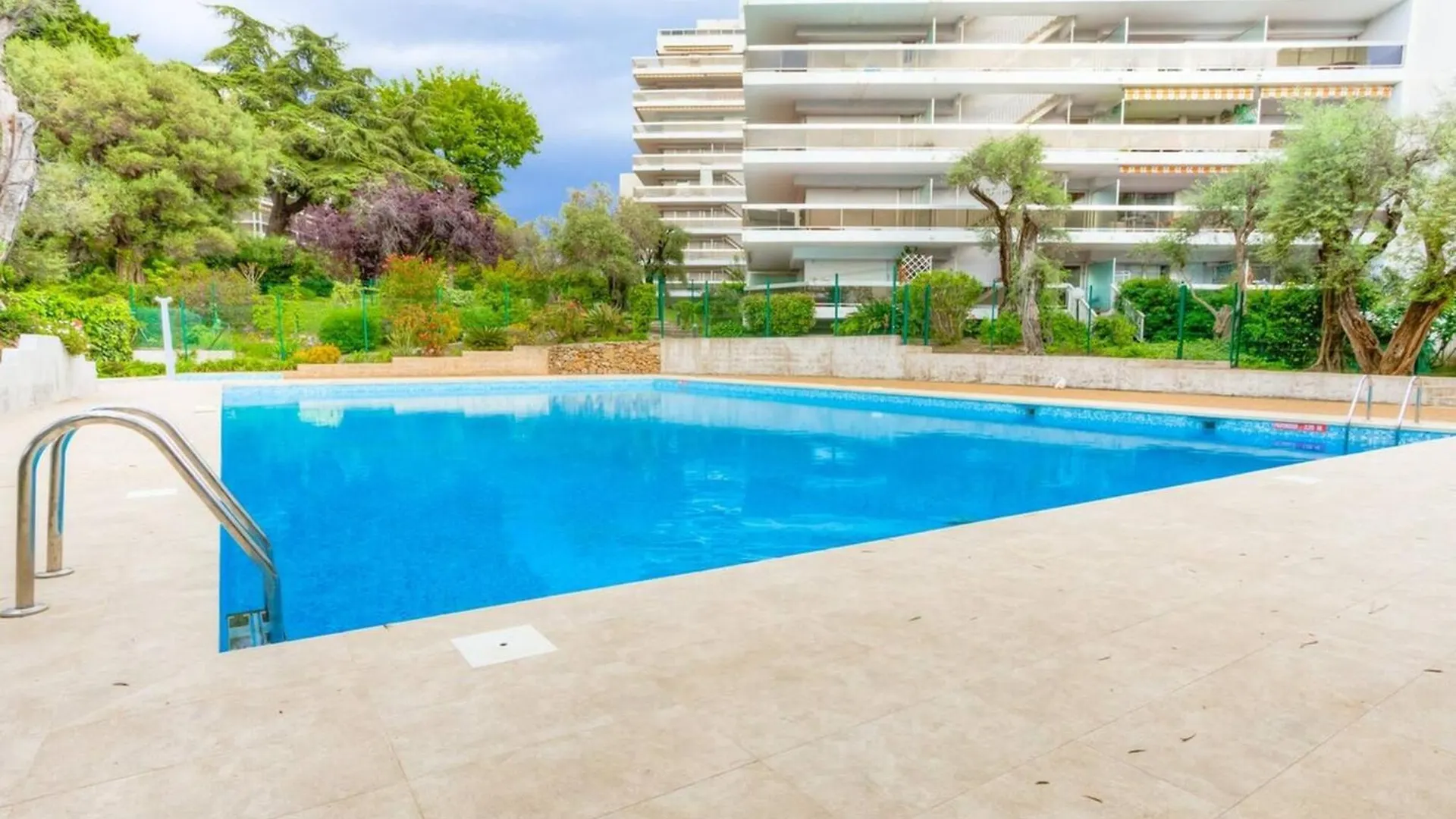Apartment Lerins Appartement Renove Ideal Famille Plages De Juan Les Pins A 200M Tout Confort & Parking Antibes France
